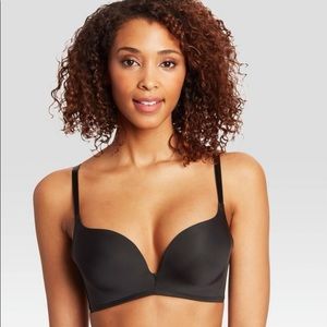 NWT Wireless Plunge Push Up Bra